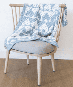 Mosaic knit blanket with blue and white hearts